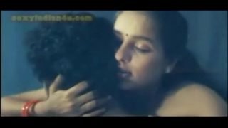 Desi porn videos clip of sexy village bhabhi first time with her lover