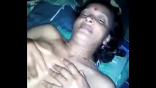 Kaamwali ki bur chudai ka Tamil Indian sexy video