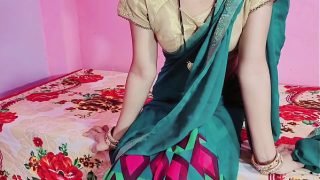 Newly Married Skinny Indian House Wife Fucking With Her Lover