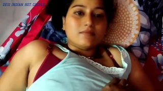 Rough sex video with Indian girlfriend