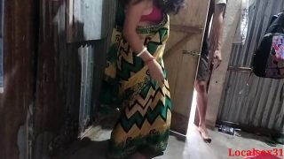 Sexy indian bhabhi fucking hard with loud moaning